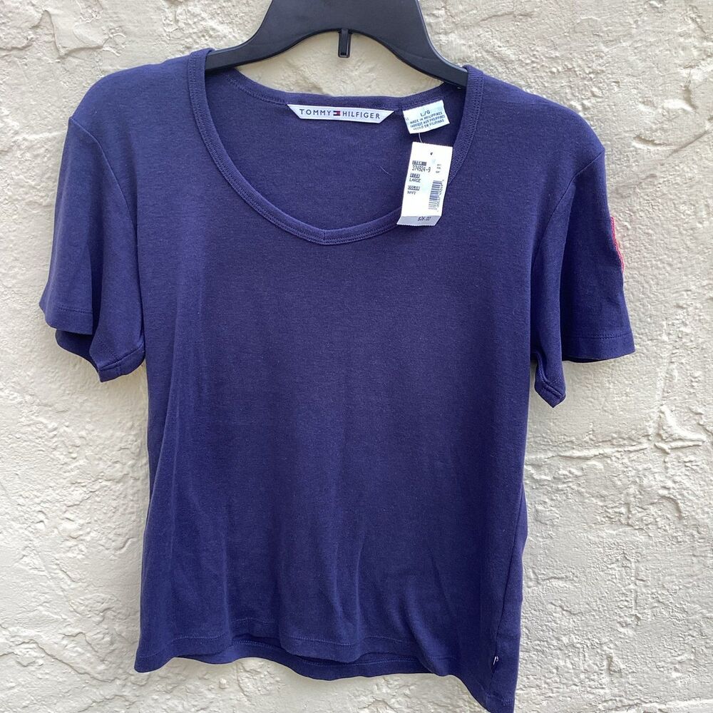 NWT Tommy Hilfiger tshirt